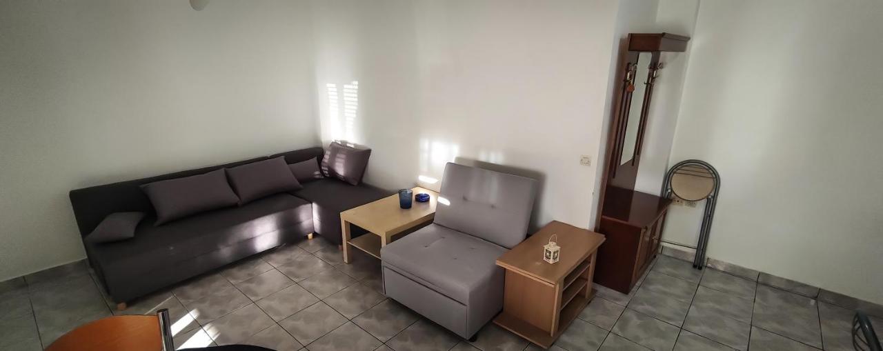 Loutraki Times Apartment Exterior photo